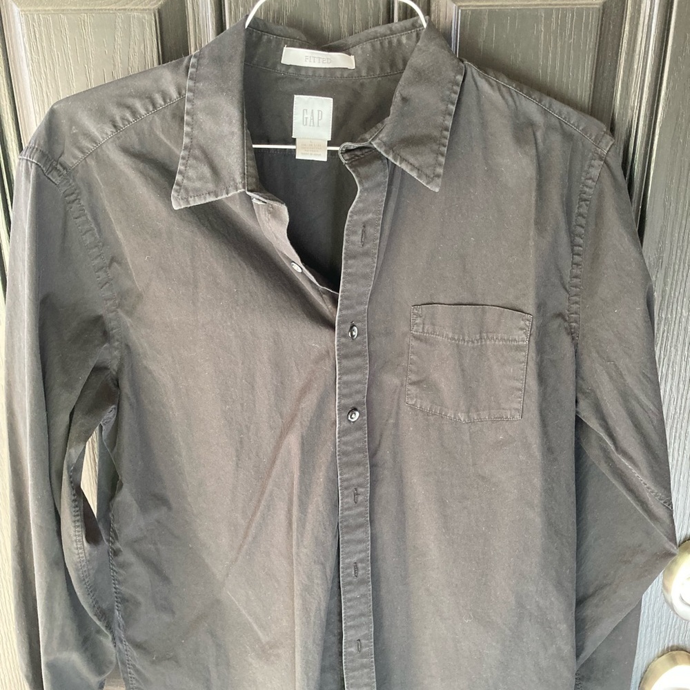 Gap Fitted men’s black dress shirt Large 16-16.5